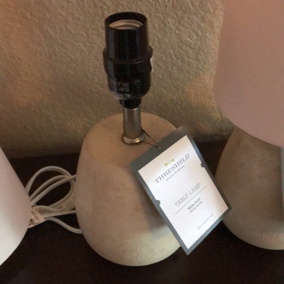 NWT Two Pack- Threshold Table Top Lamps with lampshade. - Picture 4 of 8